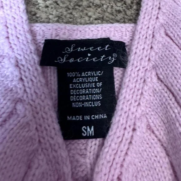 Cable Knit Pink Cropped Tank Top - Picture 4 of 4